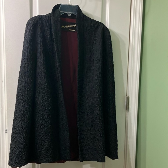 L👀k Awesome Vintage “The J L Hudson Co Detroit” Cape/coat - Picture 2 of 12